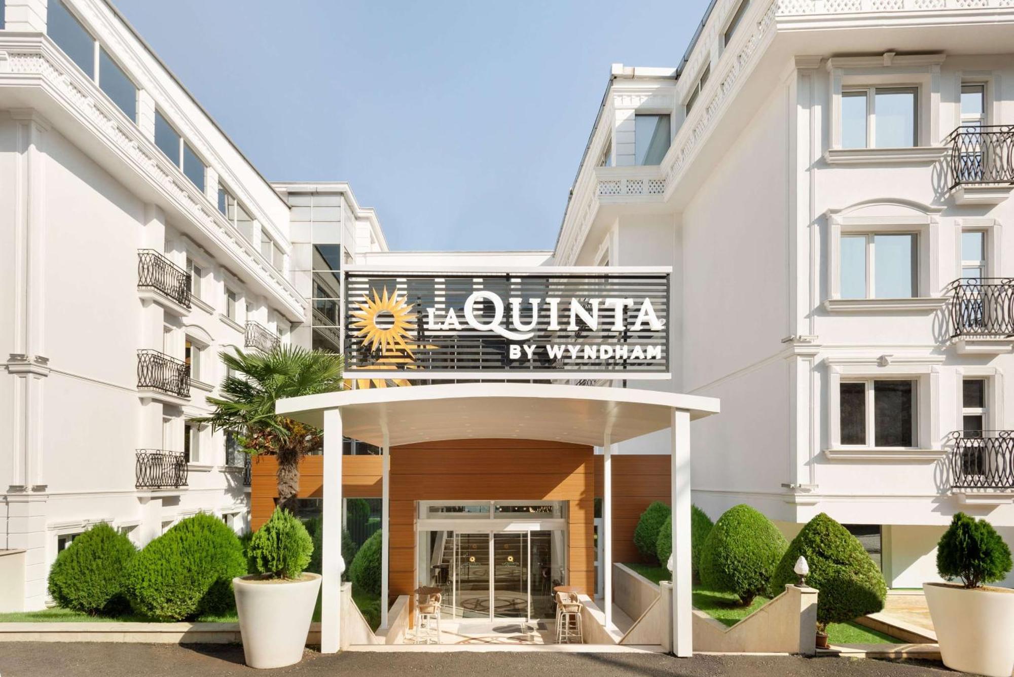 La Quinta By Wyndham Giresun Hotel Exterior photo